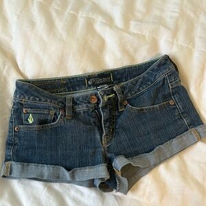 volcom shorts size 0